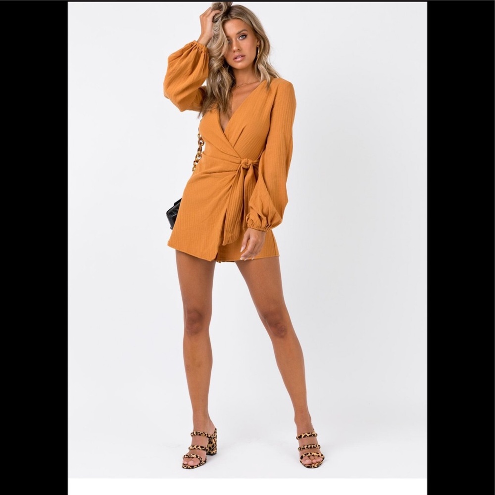 Princess Polly long sleeve romper jumpsuit sz 2